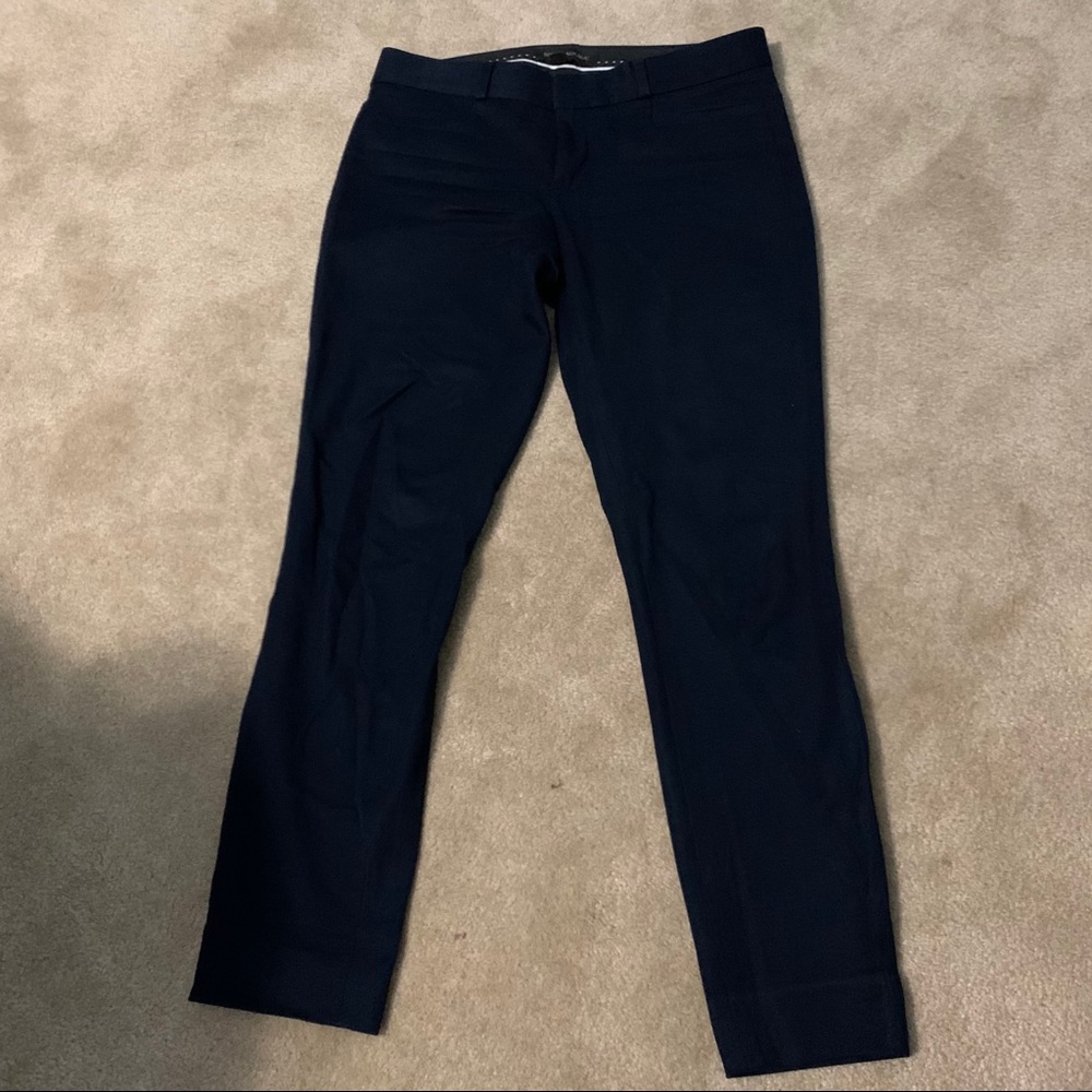 BANANA REPUBLIC black Sloan slacks

Also available:
Green camo 0P
Navy blue 0P